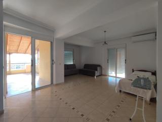 Diana’s Guesthouse - 2