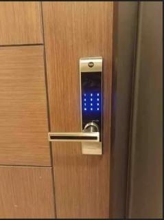 Luxury Condo in Prime BGC - No Extra Fee for 3rd Guest, Complimentary Parking & Free WiFi - Manila - 3