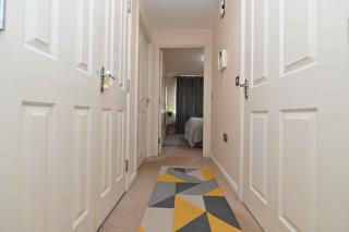 One Bedroom Apartment TCA-78 - Watford - 1