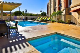 Hampton Inn & Suites Las Vegas South - Las Vegas - 4