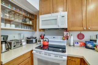 1 Mi to The Village at Mammoth Condo with Views! - 1