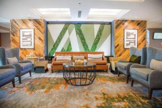 Embassy Suites by Hilton Lexington Green - Lexington - 3