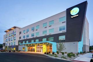 Tru By Hilton Denver, PA - Denver - 7