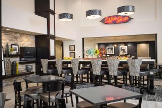 Hampton Inn and Suites La Crosse Downtown - La Crosse - 2