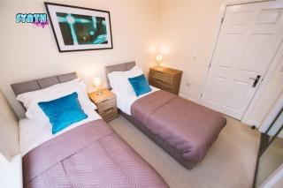Spacious Central Leatherhead Apt Long Term Stay - 9