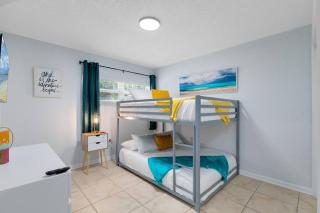 Ocean 21 - Waves & Wonders - Indian Harbour Beach - 1