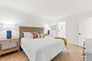 Edgewater Beach Resort #207 Tower 2 by Book That Condo - 8