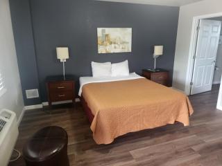Guest Ranch Motel - 7