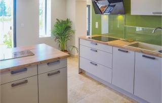3 Bedroom Lovely Home In Violes - Violès - 8