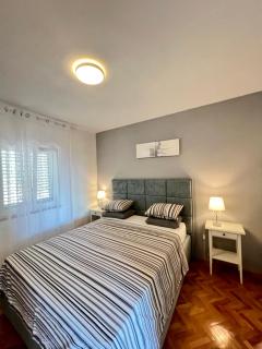 Villa Zen Trogir - Apartment Trogir Heated pool, EV Type 2 - Trogir - 7