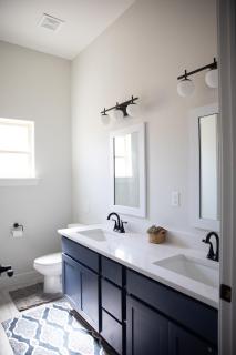 Desert Oasis, New Home, Stunning Views - 9