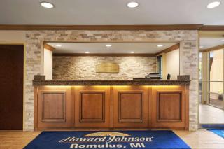 Howard Johnson by Wyndham Romulus Detroit Metro Airport - Romulus - 9