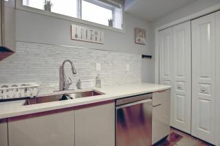 Comfortable & Spacious Basement Suite With WorkStation In Panorama - Calgary - 5