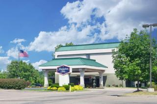 Hampton Inn New Philadelphia - New Philadelphia - 0
