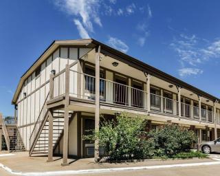 Econo Lodge University - Lawrence - 9