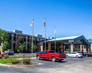 Quality Inn & Suites - Peoria - 7