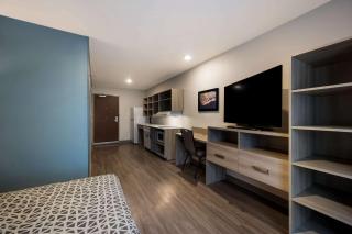 WoodSpring Suites Wixom - Novi - Wixom - 5