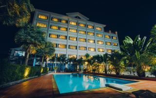 Sisombat Plaza Hotel - 0