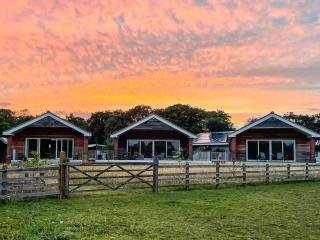Cedar Lodge - 8