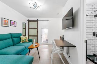 Seabreeze Hideaway B 30 Night Minimum - Honolulu - 3