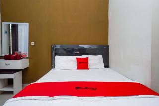 RedDoorz at Berlian Homestay Malioboro Yogyakarta - 0