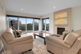 Summer by the Sea by Ready Set Stay- BYO LINEN AND TOWELS - Blairgowrie - 5