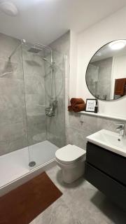 Richmond Village Apartments - Cardiff - 2