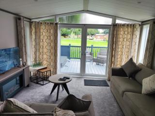 JJs Lodge Oaktree - Thornton - 8