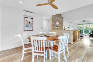 Sandy Hills Beach House by Ready Set Stay- BYO LINEN & TOWELS - Saint Andrews Beach - 8