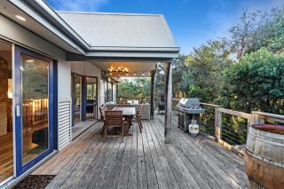 Sandy Hills Beach House by Ready Set Stay- BYO LINEN & TOWELS - Saint Andrews Beach - 3