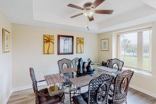 Bluff Villas 1734 - 5