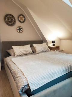 Stylische Altstadtwohnung - Netflix - Smart TV - Schlafsofa für 3 Personen - 3