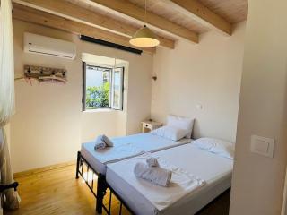 Traditional Detached Corfu House, 50m to village square - Liapades - 6