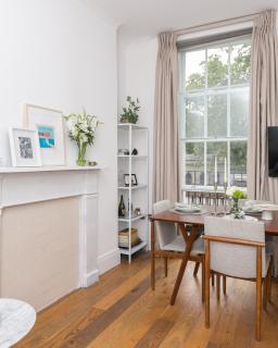 Light filled studio with view of Regents Park - Londra - 3