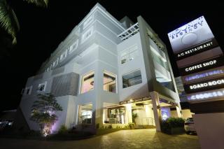 Hotel Moonlit Regency - Thodupuzha - 8