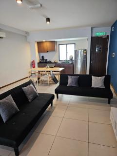 Deluxe Seaview Suite Twin Bed by The Only Bnb - Tanjong Tokong - 3