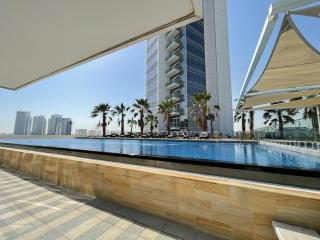 Executive Studio in Damac Hills by Suiteable - Dubai - 8