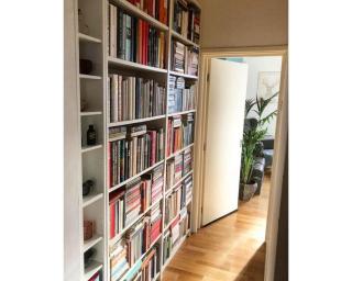 Bright, book-filled flat in artsy Stokes Croft - Bristol - 9