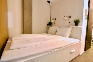 Studio Apartment by Hi5- Rottenbiller Apartment - Budapest - 3