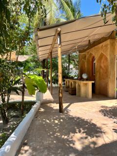 Karanga Bungalows - Michamvi Kae - 4