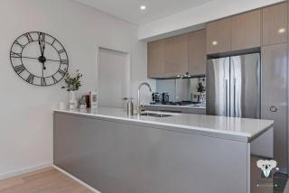 KozyGuru | Wentworth Point | 2B - Sydney - 4