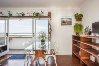 'Sunrise Splendour' Waterside Oasis at North Bondi - Sydney - 7