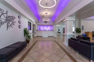 Days Inn & Suites by Wyndham Lakeland - Lakeland - 5