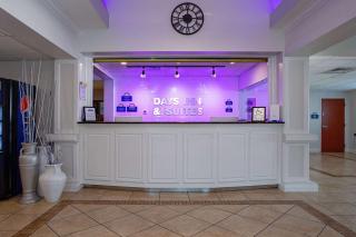 Days Inn & Suites by Wyndham Lakeland - Lakeland - 4