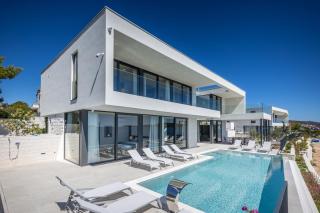 Sensational Rogoznica Villa 5 Bedrooms Villa Miracle Balcony Overlooking Amazing Sea Views - Rogoznica - 4