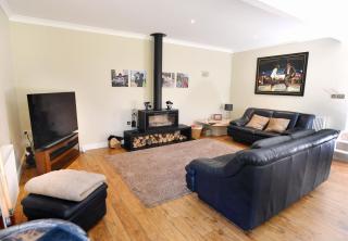 Luxury property - Swimming Pool, Games Room & Hot Tub - Usk - 2