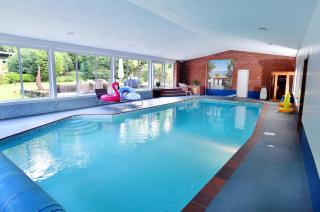 Luxury property - Swimming Pool, Games Room & Hot Tub - Usk - 0