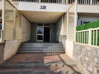 شقةمميزه غرفتين باثاث عصرى 120 متر بحديقة 80 متر بكومبوند جايد امام الرحاب وبجوار شارع التسعين بالتجمع الخامس Two-bedrooms apartment, Elegantly furnished in the Fifth Settlement, Jayd Compound, directly in front of Al-Rehab, with a garden - 1