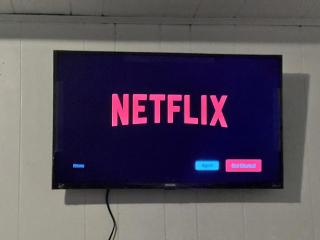 Flowealth Suites - Private Rooms Near West Edmonton Mall - 4