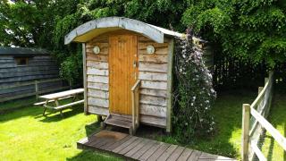 Orchard Hideaways - 9